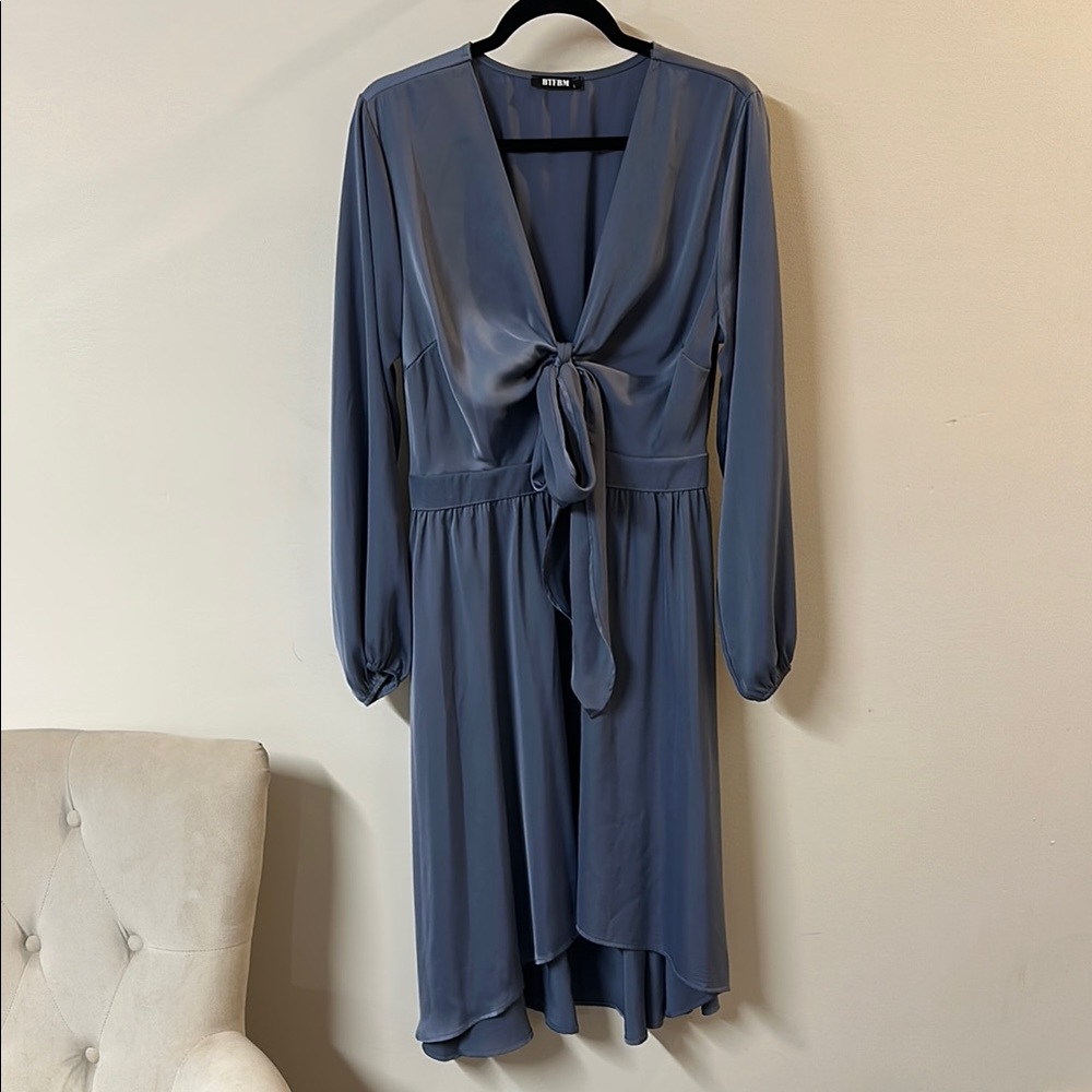 Muted Blue-Gray Long Sleeve Sundress with Plunge Neckline for Cocktail